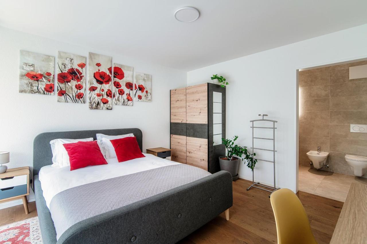 Linda Terrace By Quokka 360 - Modern One-Bedroom Flat With Sun Terrace Locarno Bagian luar foto