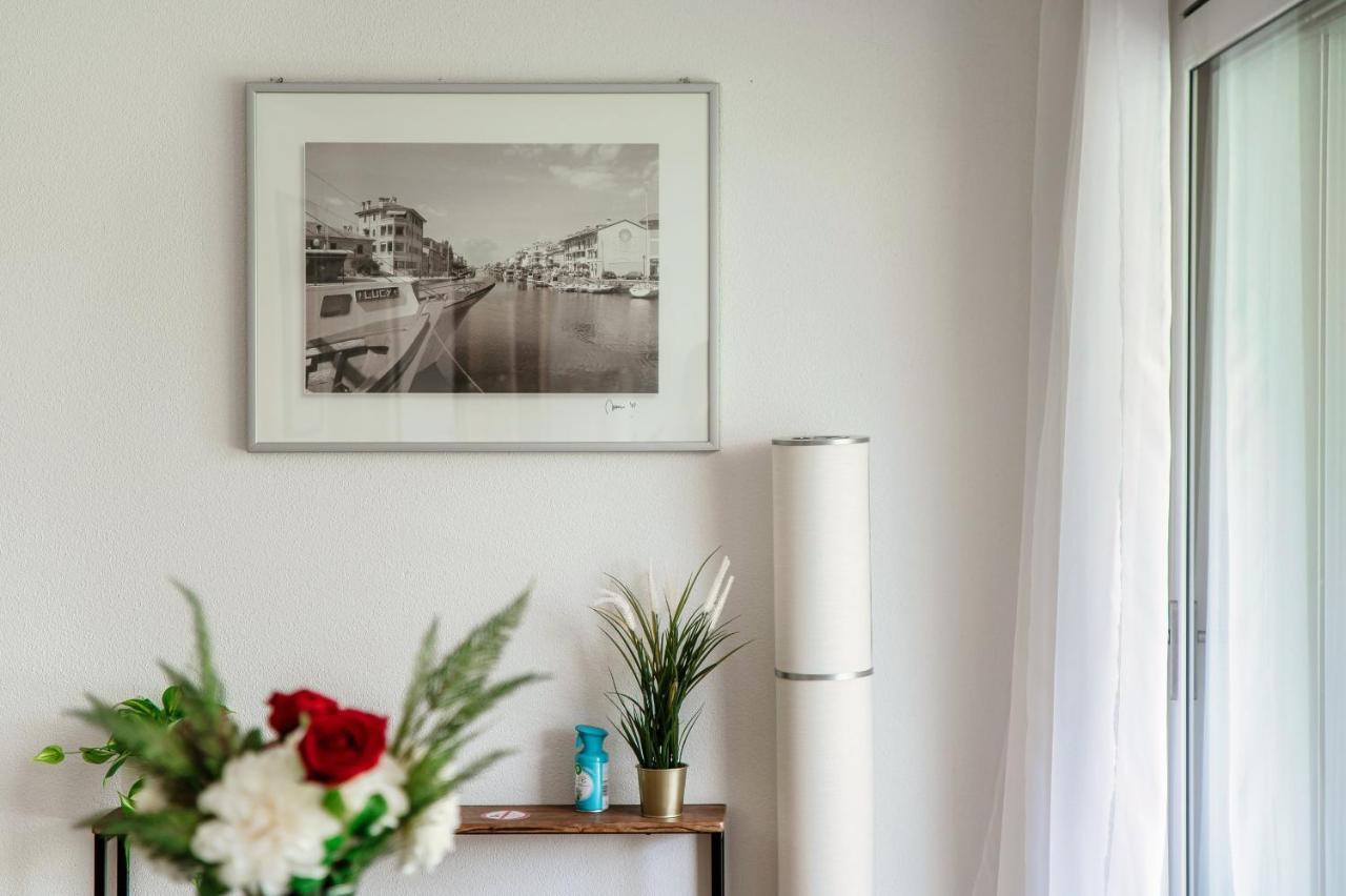 Linda Terrace By Quokka 360 - Modern One-Bedroom Flat With Sun Terrace Locarno Bagian luar foto