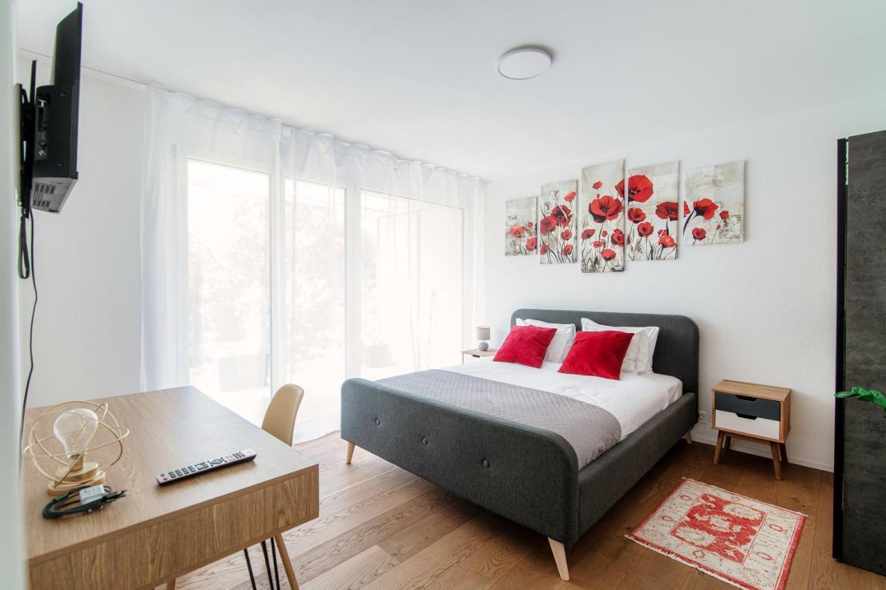 Linda Terrace By Quokka 360 - Modern One-Bedroom Flat With Sun Terrace Locarno Bagian luar foto